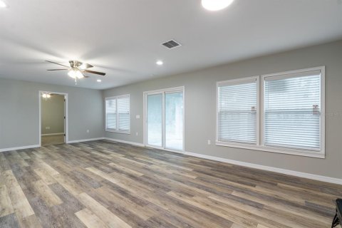 Casa en venta en Lake City, Florida, 3 dormitorios, 157.75 m2 № 1835027 - foto 11