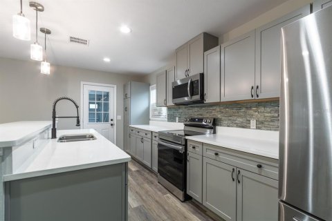 Villa ou maison à vendre à Lake City, Floride: 3 chambres, 157.75 m2 № 1835027 - photo 6