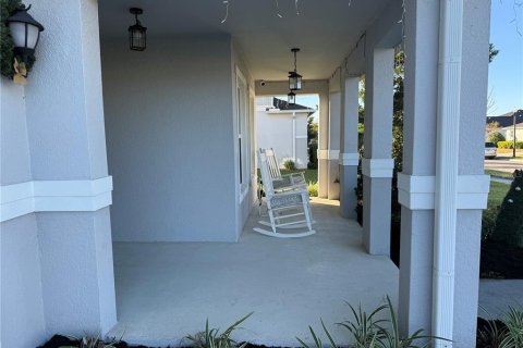 Villa ou maison à vendre à Apopka, Floride: 4 chambres, 317.45 m2 № 1399653 - photo 8