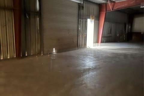 Immobilier commercial à louer à Crystal River, Floride: 1551.93 m2 № 1795979 - photo 11