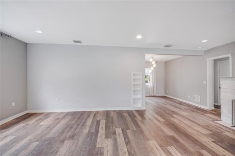 Casa en venta en Mount Dora, Florida, 2 dormitorios, 153.1 m2 № 2234615 - foto 6
