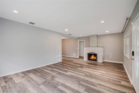 Casa en venta en Mount Dora, Florida, 2 dormitorios, 153.1 m2 № 2234615 - foto 4