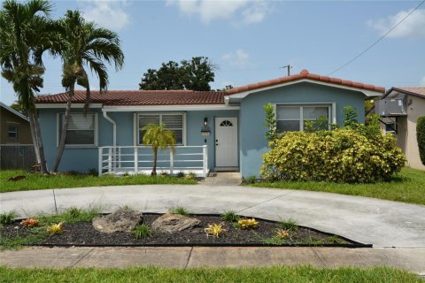 Villa ou maison à vendre à Hollywood, Floride: 3 chambres, 171.5 m2 № 2085261 - photo 26