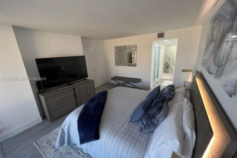 Снять в аренду квартиру в Майами, Флорида 1 спальня, № 1988010 - фото 9