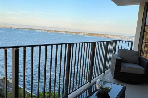 Снять в аренду квартиру в Майами, Флорида 1 спальня, № 1988010 - фото 3