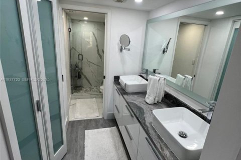 Снять в аренду квартиру в Майами, Флорида 1 спальня, № 1988010 - фото 11