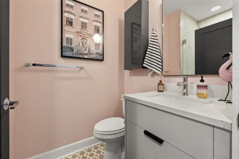Adosado en venta en Tampa, Florida, 3 dormitorios, 123.47 m2 № 1642227 - foto 11