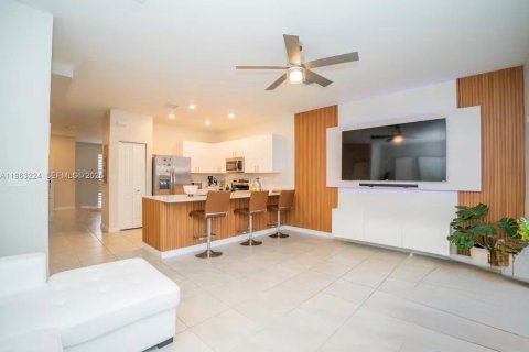 Купить таунхаус в Хомстед, Флорида 3 спальни, 143.53м2, № 2025759 - фото 5