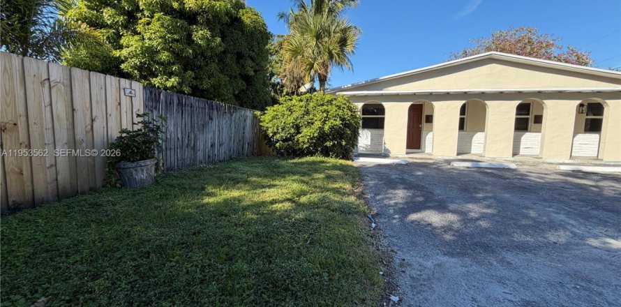 Casa en Fort Lauderdale, Florida 3 dormitorios, 233 m2 № 2007906