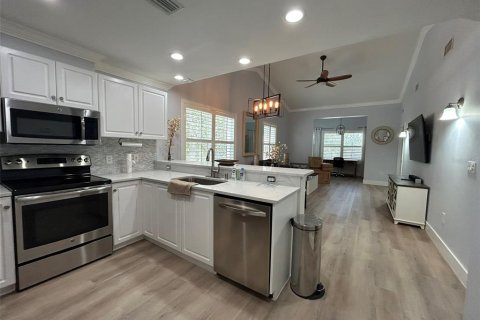 Condo in Bradenton, Florida, 3 bedrooms  № 2213754 - photo 10