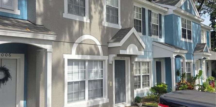 Townhouse in Lake Mary, Florida 2 bedrooms, 101.73 sq.m. № 1825173