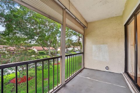 Condo in Boca Raton, Florida, 2 bedrooms  № 2068314 - photo 27