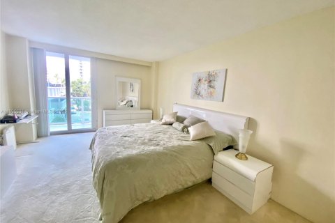 Снять в аренду кондоминиум в Санни-Айлс-Бич, Флорида 1 спальня, 92.07м2, № 1947804 - фото 9