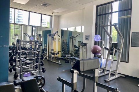 Снять в аренду кондоминиум в Санни-Айлс-Бич, Флорида 1 спальня, 92.07м2, № 1947804 - фото 15