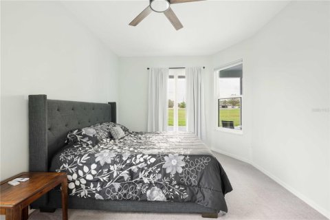 House in Zephyrhills, Florida 3 bedrooms, 163.51 sq.m. № 1569202 - photo 26