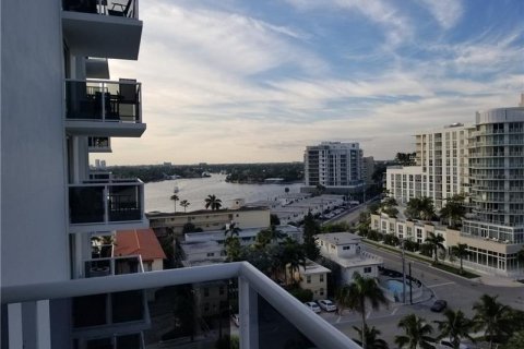Copropriété à louer à Fort Lauderdale, Floride: 1 chambre, 76.09 m2 № 2177476 - photo 2