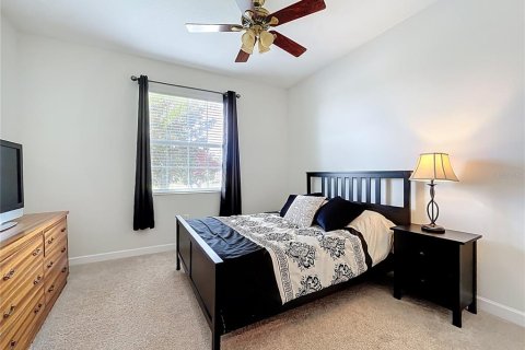 House in Clermont, Florida 3 bedrooms, 186.36 sq.m. № 1782737 - photo 19