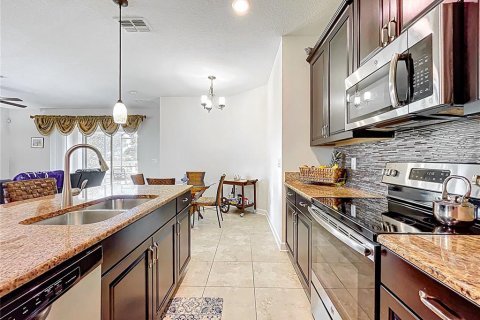 House in Clermont, Florida 3 bedrooms, 186.36 sq.m. № 1782737 - photo 8
