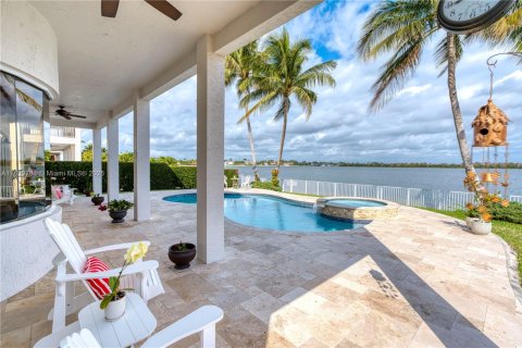 Casa en venta en Miramar, Florida, 5 dormitorios, 332.03 m2 № 1846322 - foto 28