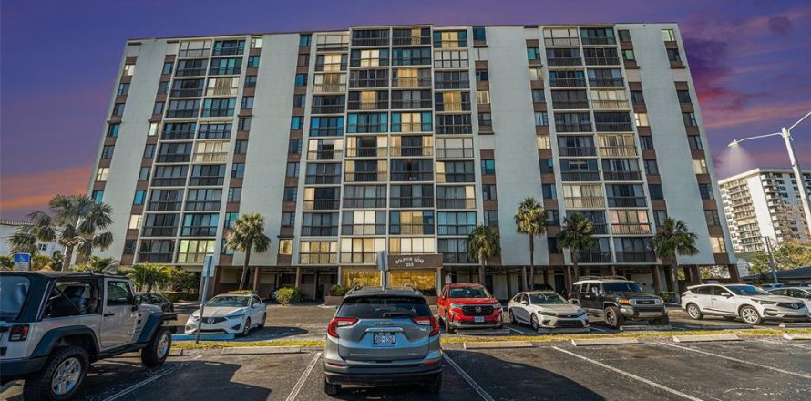 Condo in Clearwater, Florida, 1 bedroom № 1673804