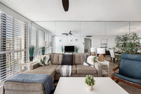 Condo in Clearwater, Florida, 1 bedroom  № 1673804 - photo 8