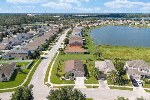 Villa ou maison à vendre à Wesley Chapel, Floride: 3 chambres, 173.82 m2 № 2418742 - photo 4