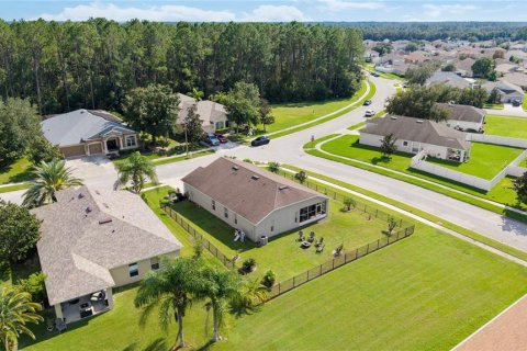 Villa ou maison à vendre à Wesley Chapel, Floride: 3 chambres, 173.82 m2 № 2418742 - photo 5