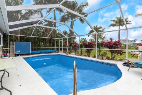 House in Apollo Beach, Florida 3 bedrooms, 186.45 sq.m. № 1617874 - photo 21