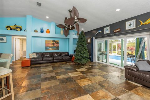 House in Apollo Beach, Florida 3 bedrooms, 186.45 sq.m. № 1617874 - photo 17