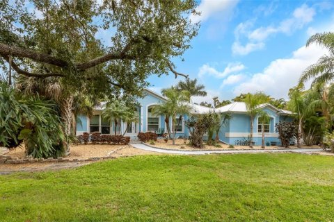 House in Apollo Beach, Florida 3 bedrooms, 186.45 sq.m. № 1617874 - photo 3
