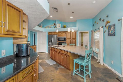 House in Apollo Beach, Florida 3 bedrooms, 186.45 sq.m. № 1617874 - photo 8