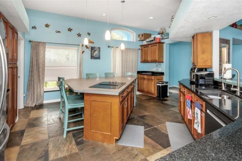 House in Apollo Beach, Florida 3 bedrooms, 186.45 sq.m. № 1617874 - photo 12