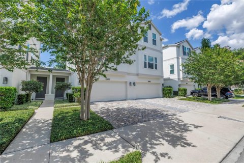 Adosado en alquiler en Tampa, Florida, 3 dormitorios, 168.9 m2 № 1848067 - foto 2