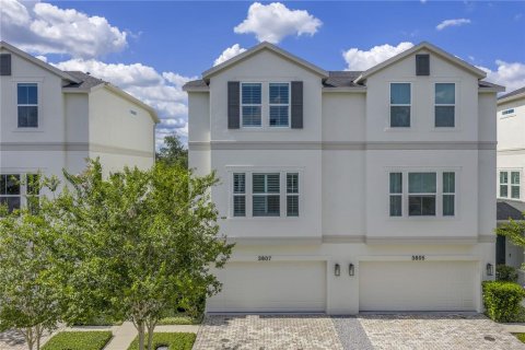Adosado en alquiler en Tampa, Florida, 3 dormitorios, 168.9 m2 № 1848067 - foto 1