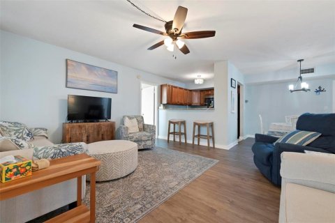 Copropriété à vendre à Bradenton, Floride: 2 chambres, 87.33 m2 № 2097638 - photo 24