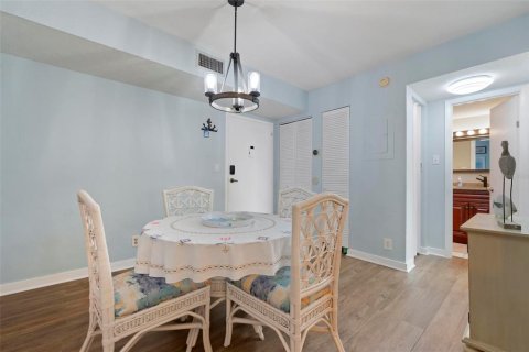 Copropriété à vendre à Bradenton, Floride: 2 chambres, 87.33 m2 № 2097638 - photo 21