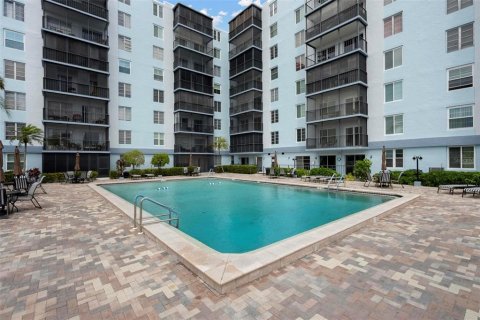 Copropriété à vendre à Bradenton, Floride: 2 chambres, 87.33 m2 № 2097638 - photo 14