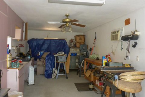House in Weeki Wachee, Florida 4 bedrooms, 231.79 sq.m. № 1746343 - photo 28