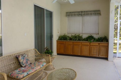 House in Weeki Wachee, Florida 4 bedrooms, 231.79 sq.m. № 1746343 - photo 17