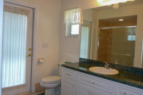 House in Weeki Wachee, Florida 4 bedrooms, 231.79 sq.m. № 1746343 - photo 16