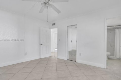 Купить кондоминиум в Майами, Флорида 3 спальни, 97.92м2, № 2025063 - фото 19