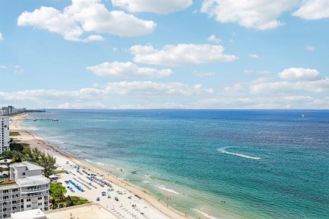 Condominio en venta en Pompano Beach, Florida, 2 dormitorios, 152.73 m2 № 2262187 - foto 4