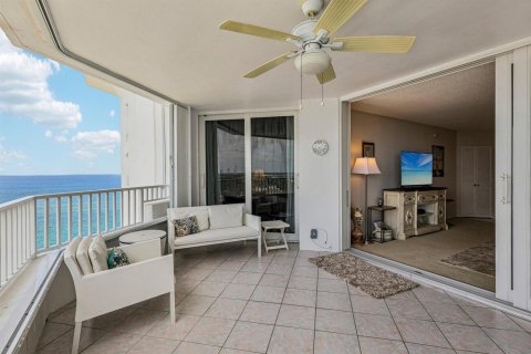 Condominio en venta en Pompano Beach, Florida, 2 dormitorios, 152.73 m2 № 2262187 - foto 11