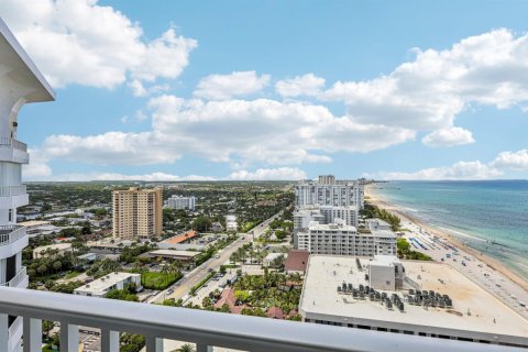 Condominio en venta en Pompano Beach, Florida, 2 dormitorios, 152.73 m2 № 2262187 - foto 13