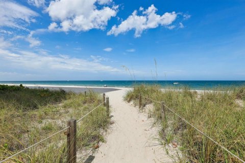 Condominio en venta en Pompano Beach, Florida, 2 dormitorios, 152.73 m2 № 2262187 - foto 9