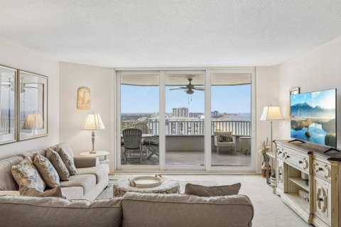 Condominio en venta en Pompano Beach, Florida, 2 dormitorios, 152.73 m2 № 2262187 - foto 21
