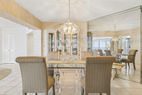 Condominio en venta en Pompano Beach, Florida, 2 dormitorios, 152.73 m2 № 2262187 - foto 30