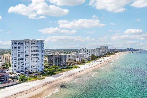 Condominio en venta en Pompano Beach, Florida, 2 dormitorios, 152.73 m2 № 2262187 - foto 10