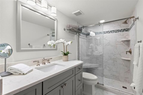 Townhouse in Saint Pete Beach, Florida 3 bedrooms, 219.81 sq.m. № 1757620 - photo 2