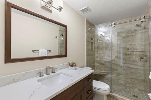 Townhouse in Saint Pete Beach, Florida 3 bedrooms, 219.81 sq.m. № 1757620 - photo 11